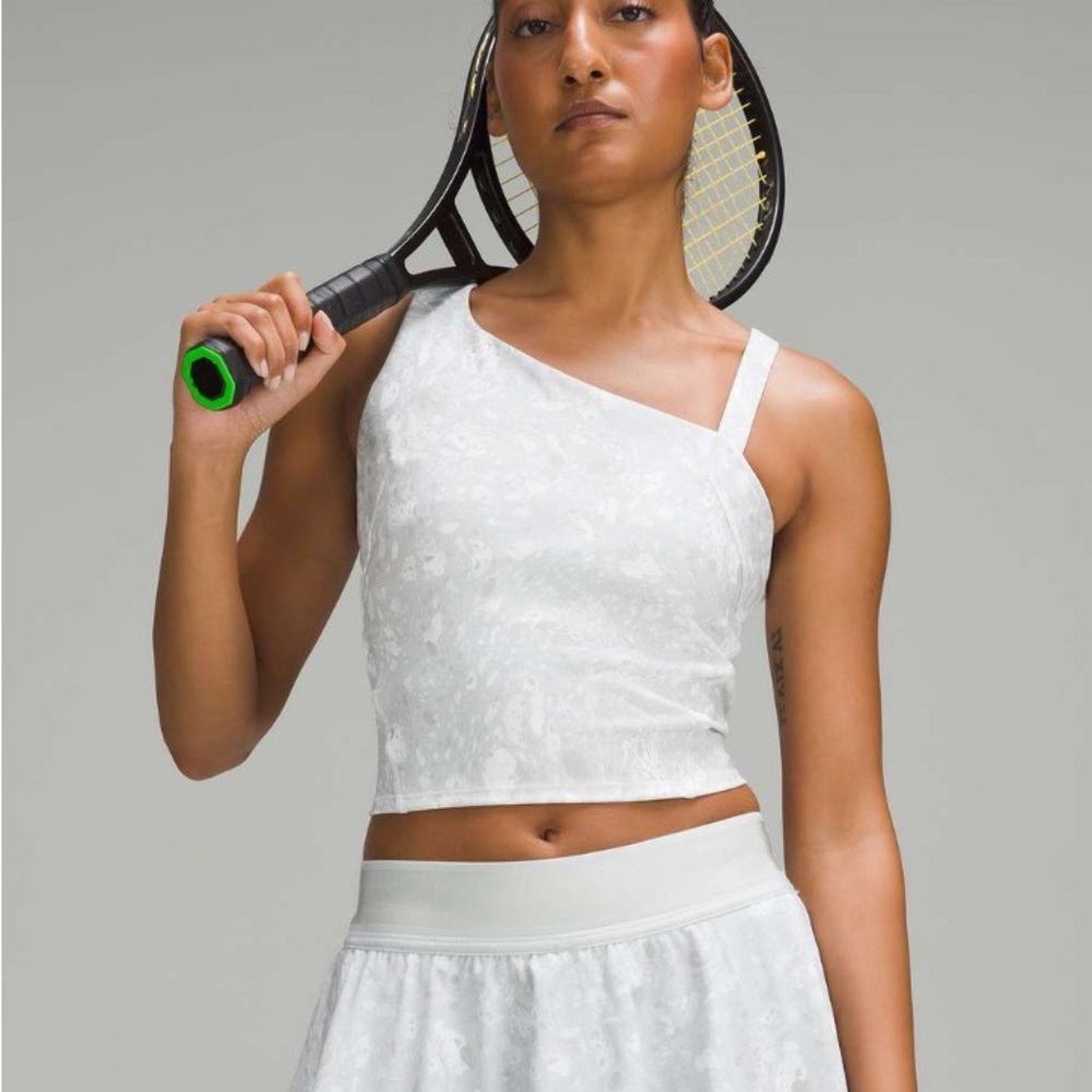 NWT Everlux Asymmetrical Tennis Tank Top - Terrazzo Marble Silver Ice Multi